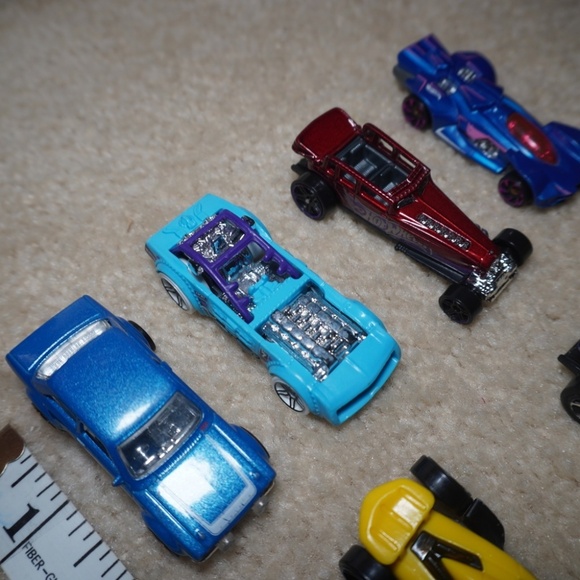 Hot Wheels,Ford Escort RS,Carbide, Batmobile,Loop Coupe,Piledriver,Velocita - Picture 4 of 6